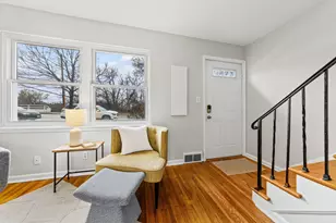 996 Cleveland Ave S, Saint Paul, MN 55116 - Photo 4