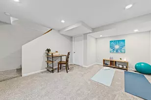 996 Cleveland Ave S, Saint Paul, MN 55116 - Photo 24