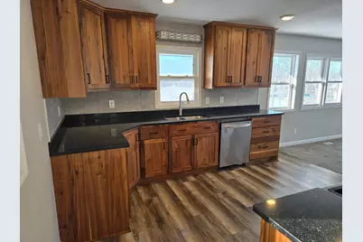 421 West Avenue, Detroit Lakes, MN 56501 - Photo 2