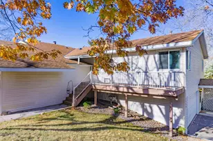 7922 Timber Lake Dr, Eden Prairie, MN 55347 - Photo 44