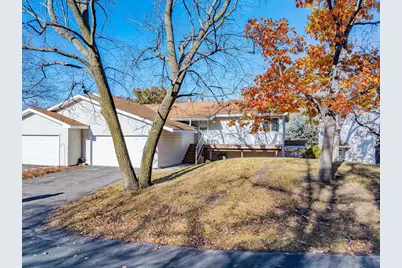 7922 Timber Lake Drive, Eden Prairie, MN 55347 - Photo 2