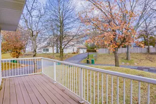 7922 Timber Lake Dr, Eden Prairie, MN 55347 - Photo 46