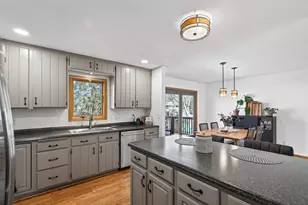 2239 William Tell Rd, Saint Paul, MN 55119 - Photo 6