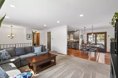 2239 William Tell Road, Saint Paul, MN 55119 - Photo 8