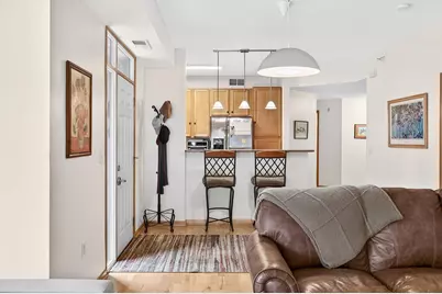 825 Berry Street #105, Saint Paul, MN 55114 - Photo 6