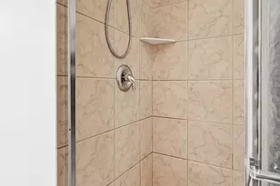 825 Berry St, Saint Paul, MN 55114 - Photo 20