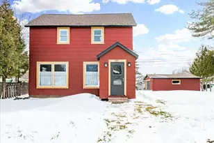 520 7th Ave, Two Harbors, MN 55616 - Photo 2