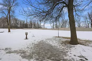 535 W Bend Ln, Alvarado, MN 56710 - Photo 4