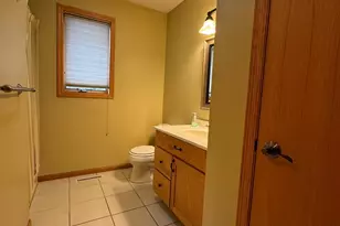 105 Priscilla Ct, Mankato, MN 56001 - Photo 22