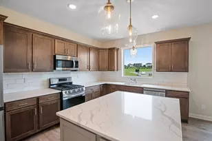 8082 180th St W, Lakeville, MN 55044 - Photo 4