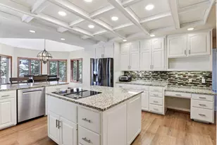 685 Valley View Ct, Shoreview, MN 55126 - Photo 26