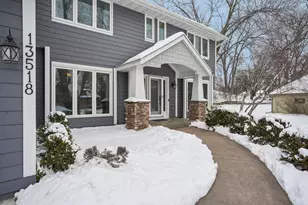 13518 Kerry Ln, Eden Prairie, MN 55346 - Photo 4
