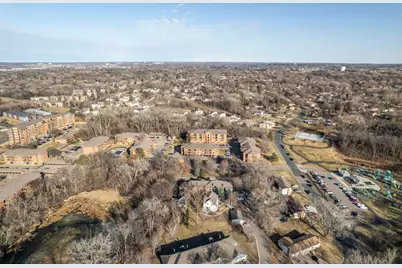 3861 Gold Point #B, Eagan, MN 55122 - Photo 44