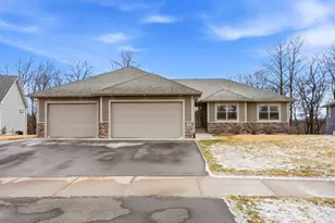249 Vista Cir, River Falls, WI 54022 - Photo 2