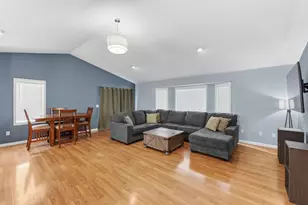 670 W 11th St, Rush City, MN 55069 - Photo 16