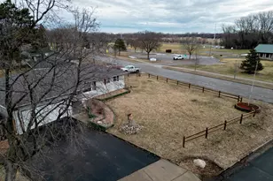 7121 W Palmer Lake Circle, Brooklyn Center, MN 55429 - Photo 4