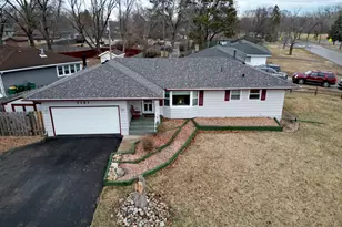 7121 W Palmer Lake Circle, Brooklyn Center, MN 55429 - Photo 1