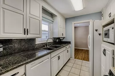 7121 W Palmer Lake Circle, Brooklyn Center, MN 55429 - Photo 16