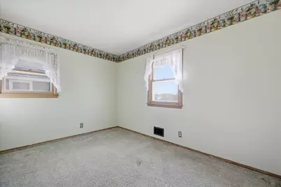 5924 Regent Avenue N, Crystal, MN 55429 - Photo 14