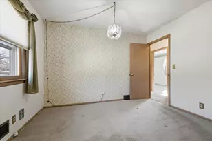 5924 Regent Ave N, Crystal, MN 55429 - Photo 8