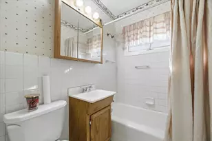 5924 Regent Ave N, Crystal, MN 55429 - Photo 12