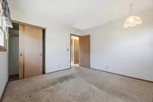 5924 Regent Ave N, Crystal, MN 55429 - Photo 16