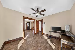 473 W 4th St, Zumbrota, MN 55992 - Photo 8