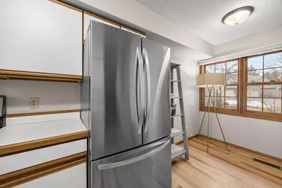 1614 Rose Hill Circle, Saint Paul, MN 55108 - Photo 12