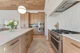 5240 Polaris Ln N, Plymouth, MN 55446 - Photo 6