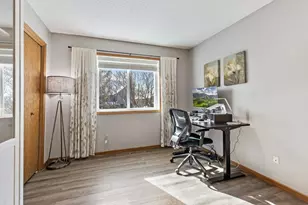 4250 Kingsview Ln N, Plymouth, MN 55446 - Photo 26