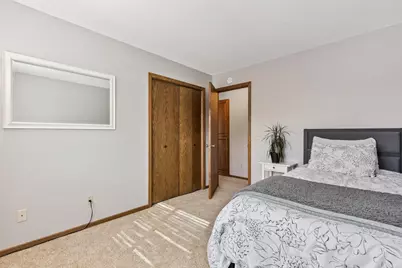 4250 Kingsview Lane N, Plymouth, MN 55446 - Photo 24