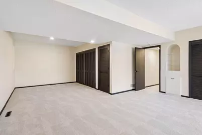 8335 Virginia Avenue S, Bloomington, MN 55438 - Photo 28