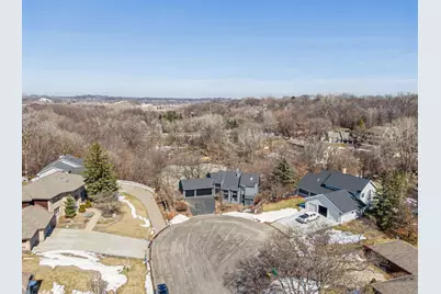 8335 Virginia Avenue S, Bloomington, MN 55438 - Photo 44