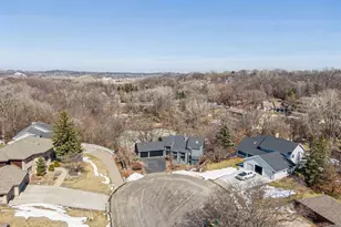 8335 Virginia Ave S, Bloomington, MN 55438 - Photo 44