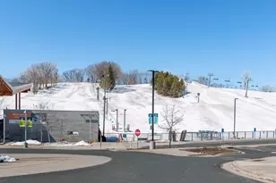 8335 Virginia Ave S, Bloomington, MN 55438 - Photo 48