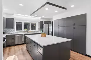 8335 Virginia Ave S, Bloomington, MN 55438 - Photo 4