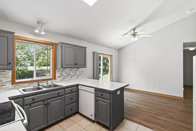 3600 Heidelberg Lane, Saint Bonifacius, MN 55375 - Photo 10