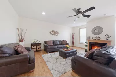 8437 Blazing Star Circle, Shakopee, MN 55379 - Photo 10