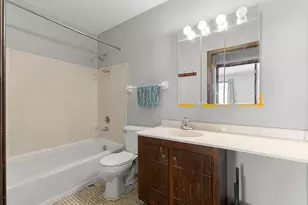 2361 Dorland Ln E, Maplewood, MN 55119 - Photo 20