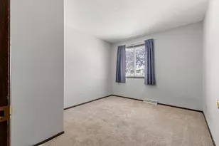 2361 Dorland Ln E, Maplewood, MN 55119 - Photo 18