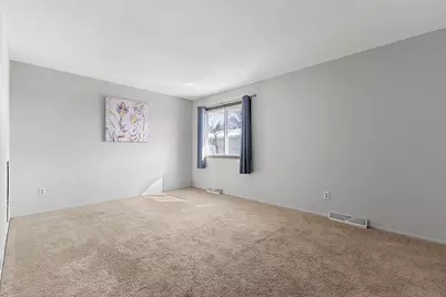 2361 Dorland Lane E, Maplewood, MN 55119 - Photo 16