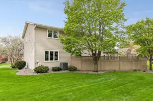14245 Guthrie Ave, Apple Valley, MN 55124 - Photo 56