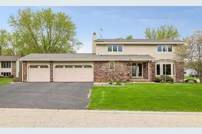 14245 Guthrie Avenue, Apple Valley, MN 55124 - Photo 2