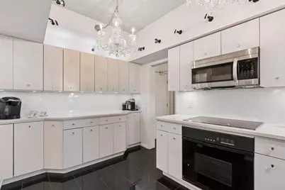 1235 Yale Place #1701, Minneapolis, MN 55403 - Photo 20