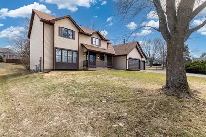 1707 Thornhill Lane, Woodbury, MN 55125 - Photo 2