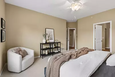 10786 Lyndale Bluffs Trail, Bloomington, MN 55420 - Photo 22