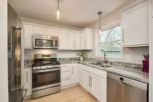 3846 Tyler St NE, Columbia Heights, MN 55421 - Photo 8