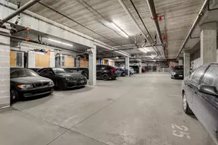 308 E 18th St, Minneapolis, MN 55404 - Photo 32