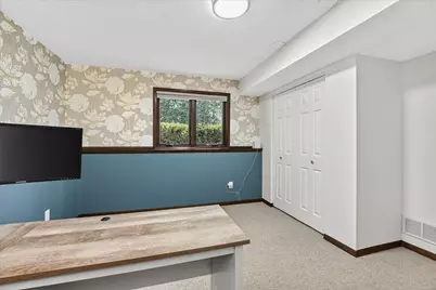 2405 Quinwood Lane N, Plymouth, MN 55441 - Photo 34