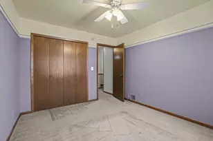 5740 W 98 1/2 St, Bloomington, MN 55437 - Photo 20